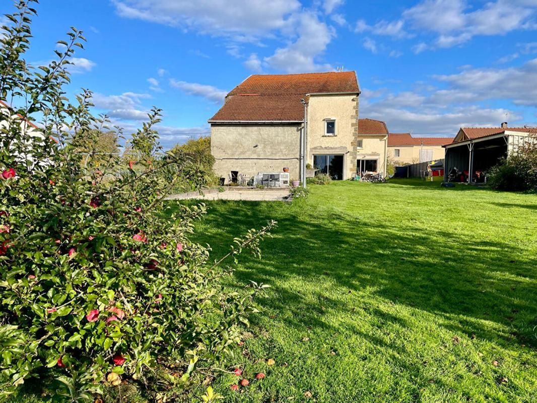 BULGNEVILLE Maison Bulgneville 6 pièce(s) 222 m2 3