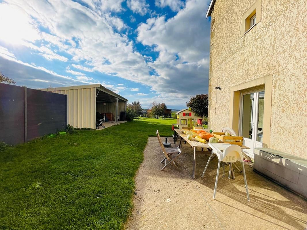 BULGNEVILLE Maison Bulgneville 6 pièce(s) 222 m2 4