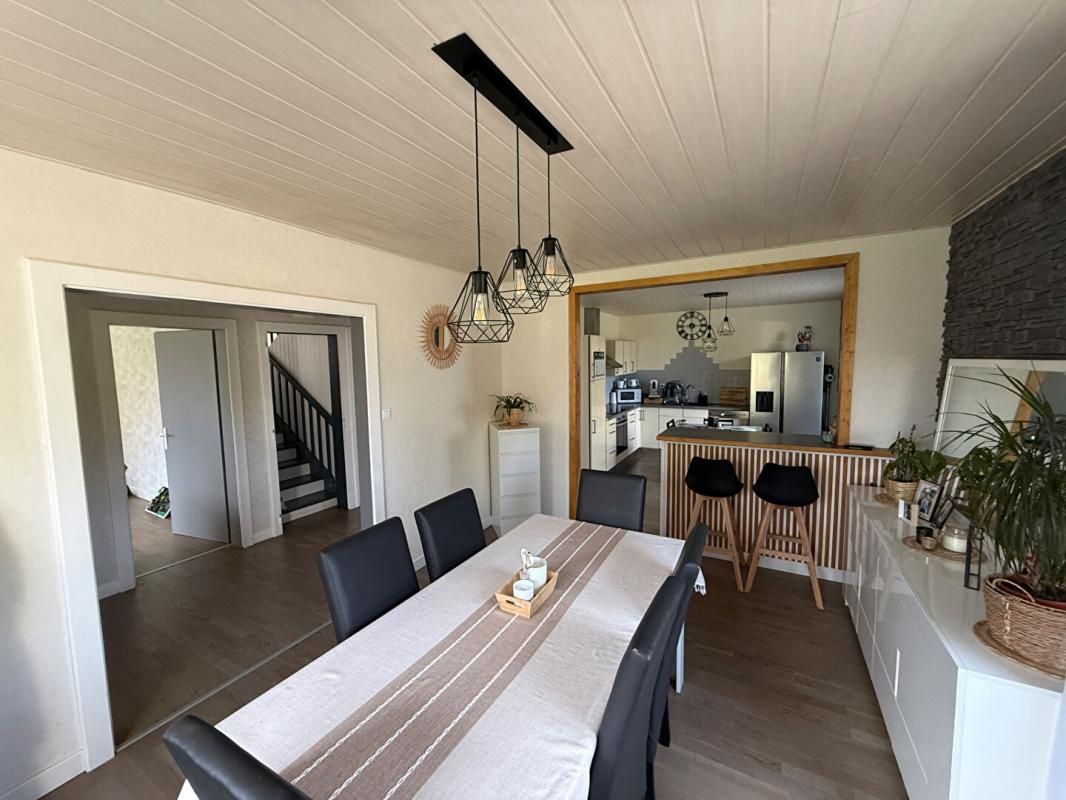 MATHAY Maison individuelle sur sous sol de 125m2 T6 MATHAY 3
