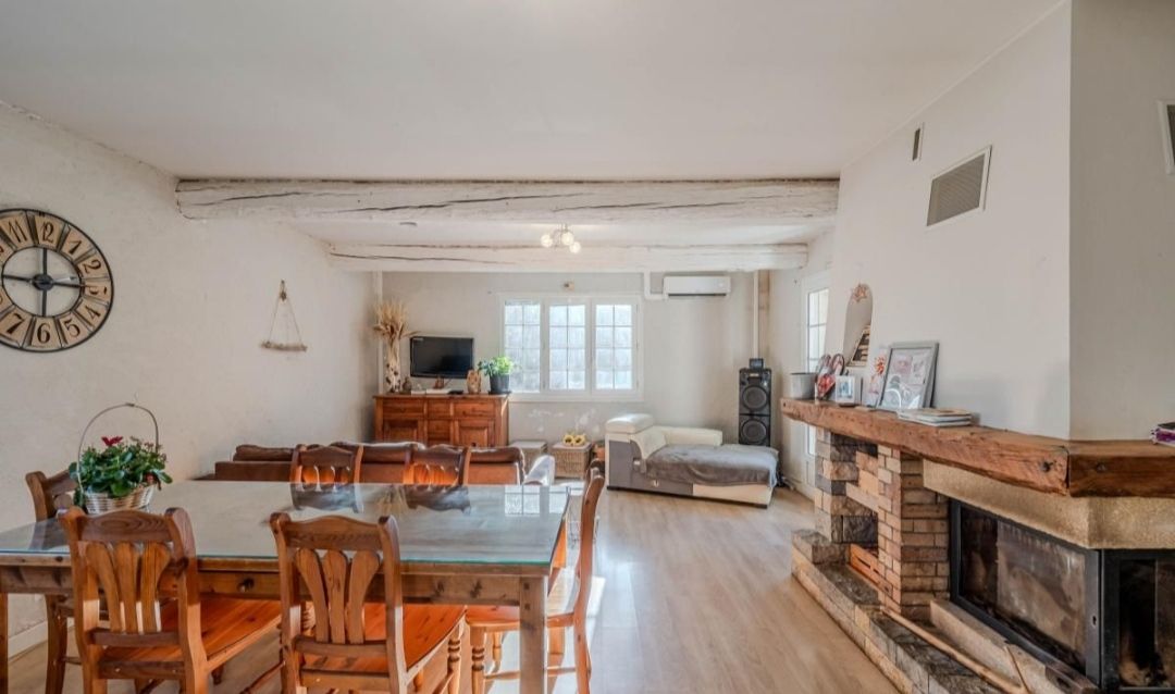 NIMES 30. GARD. NIMES. Belle maison de 145 m² avec piscine sur 1970 m² de terrain 4