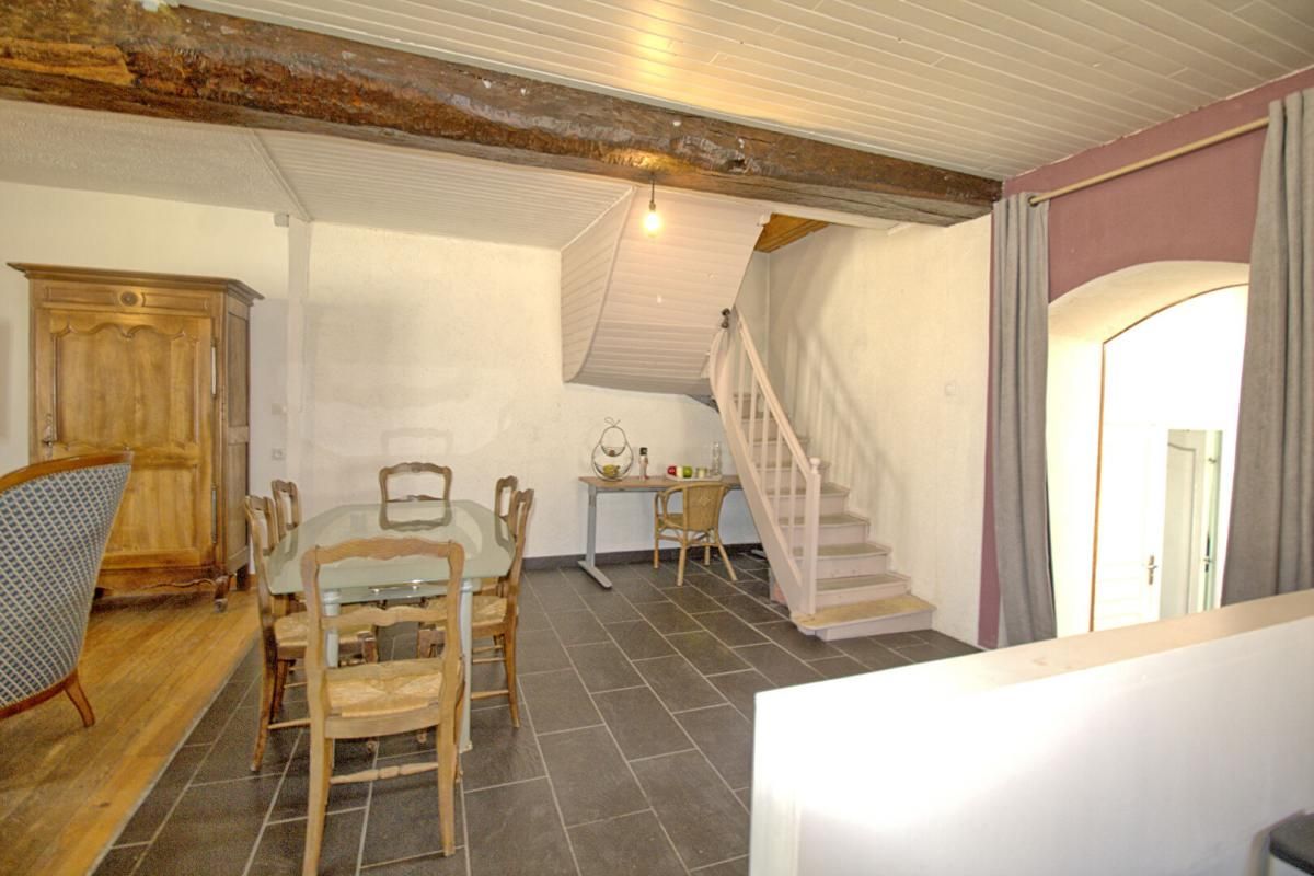 SCEAUX-D'ANJOU Maison de caractère à Sceaux d'Anjou 4