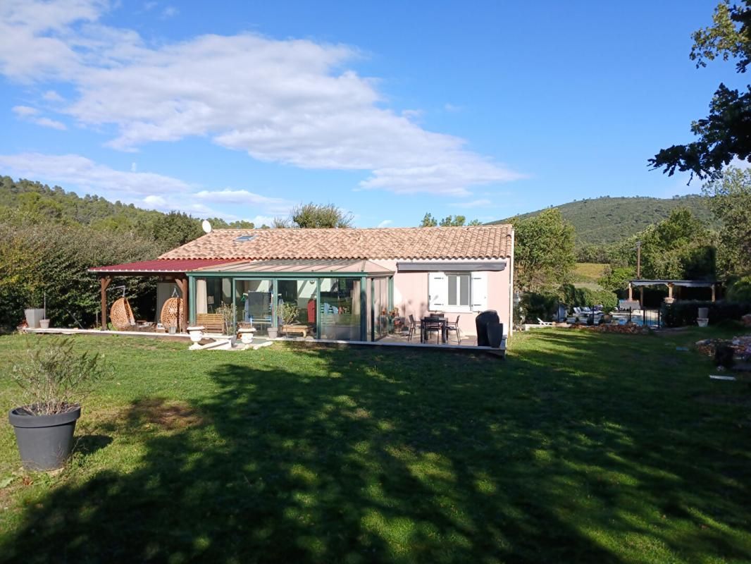 GAREOULT Villa plain-pied de 129,35m² sur 1232m² de terrain 2