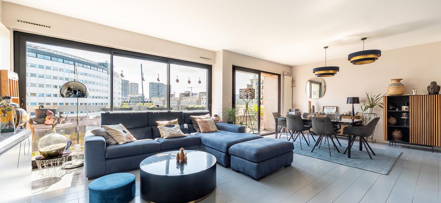 PARIS-16E-ARRONDISSEMENT Appartement 95 m2 duplex et rooftop 30m2 vue Tour Eiffel, 23m2 de balcons et terrasses Passy Paris 16e 3
