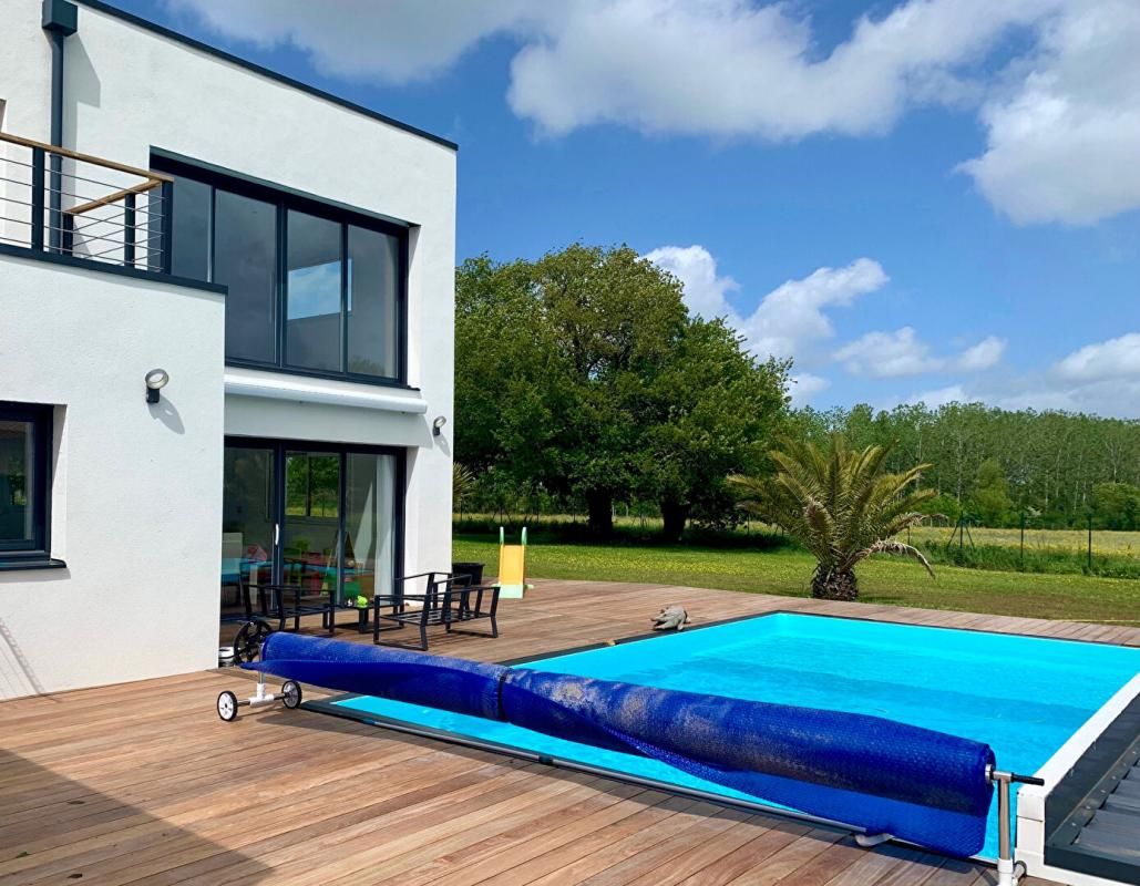MAISON A VENDRE - 44150 ANCENIS-SAINT- GEREON - 6 pièces 173 m²