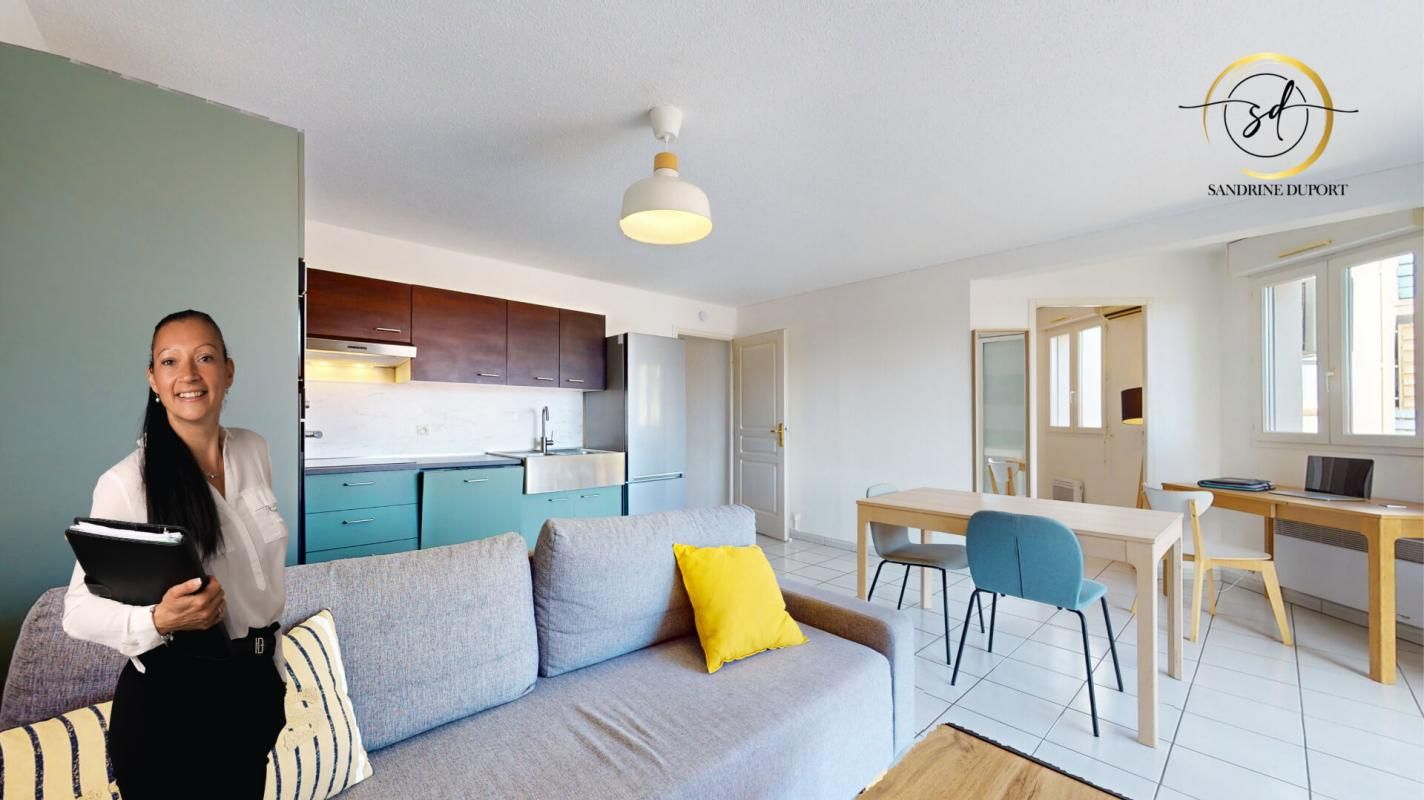 APPARTEMENT T3 avec balcon exposition sud place de parking