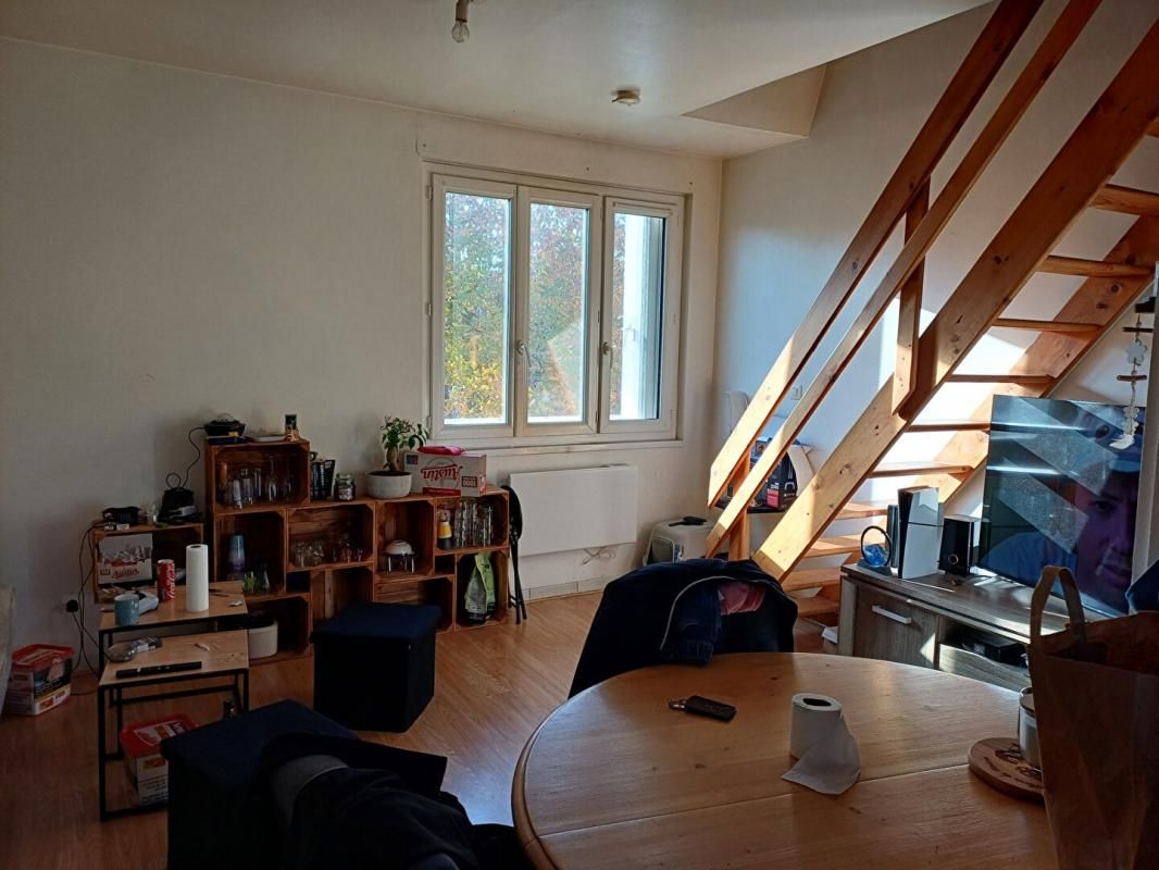 NOYON IMMEUBLE 2