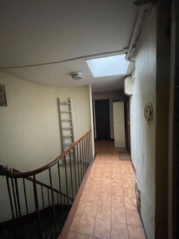 PARIS-10E-ARRONDISSEMENT CHAMBRE DE BONNE - PARIS 10ème - CANAL SAINT-MARTIN / COLONEL FABIEN / HÔPITAL SAINT-LOUIS 3