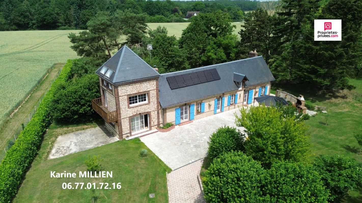 HOUDAN 78550 Maison individuelle - 1 étage - 5 chambres - Garages - Terrain - 483 000 HAI