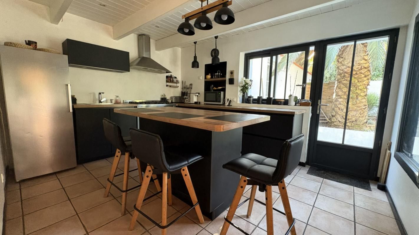 L'ILE-D'YEU EN EXCLUSIVITE PORT JOINVILLE ENSEMBLE IMMOBILIER 4