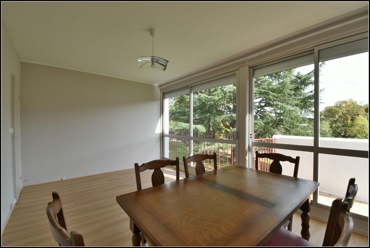 Appartement Mourenx T3 -   57.38 m2