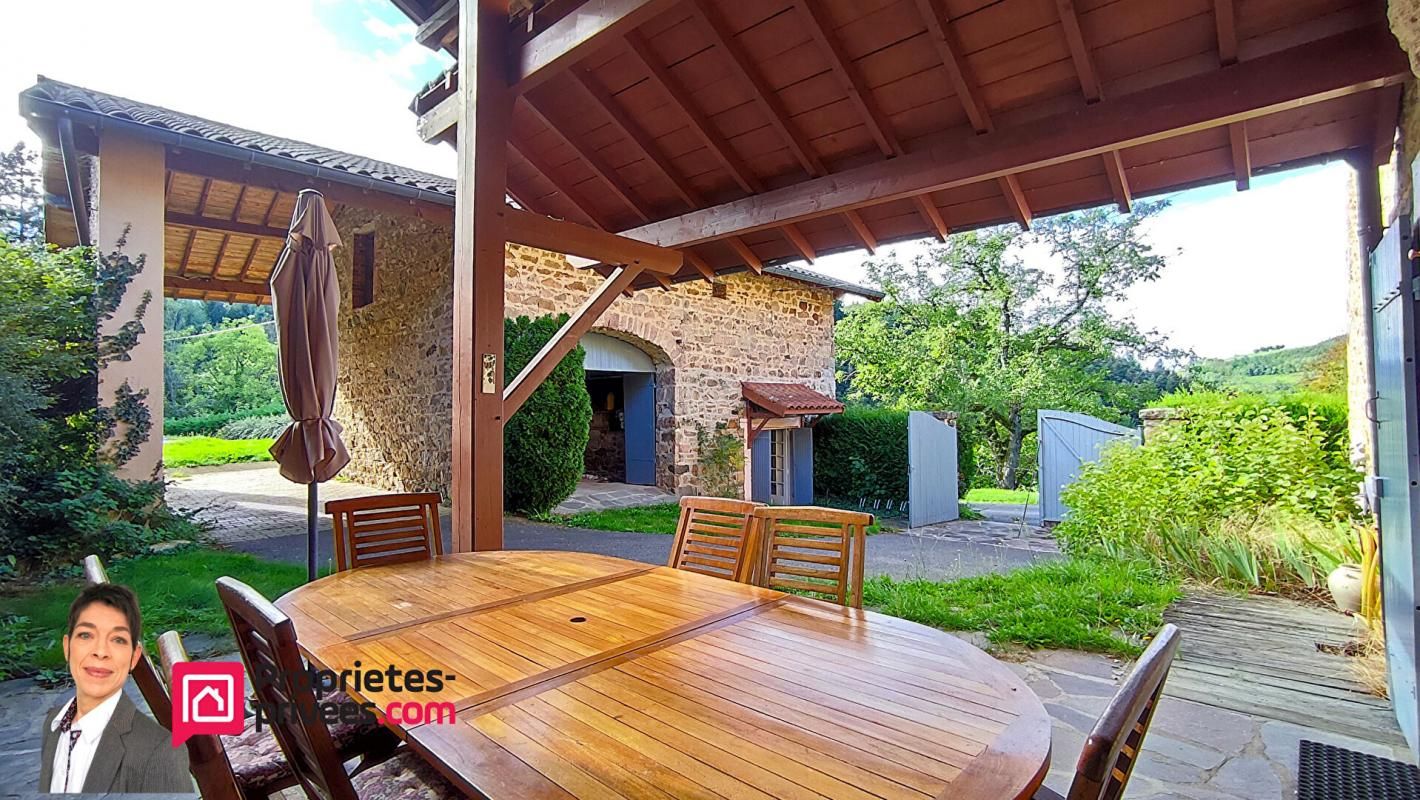 CUBLIZE SAINT VINCENT DE REINS (69240) Maison en pierre 150 m², 4 chambres, terrain 1500 m² , piscine 2