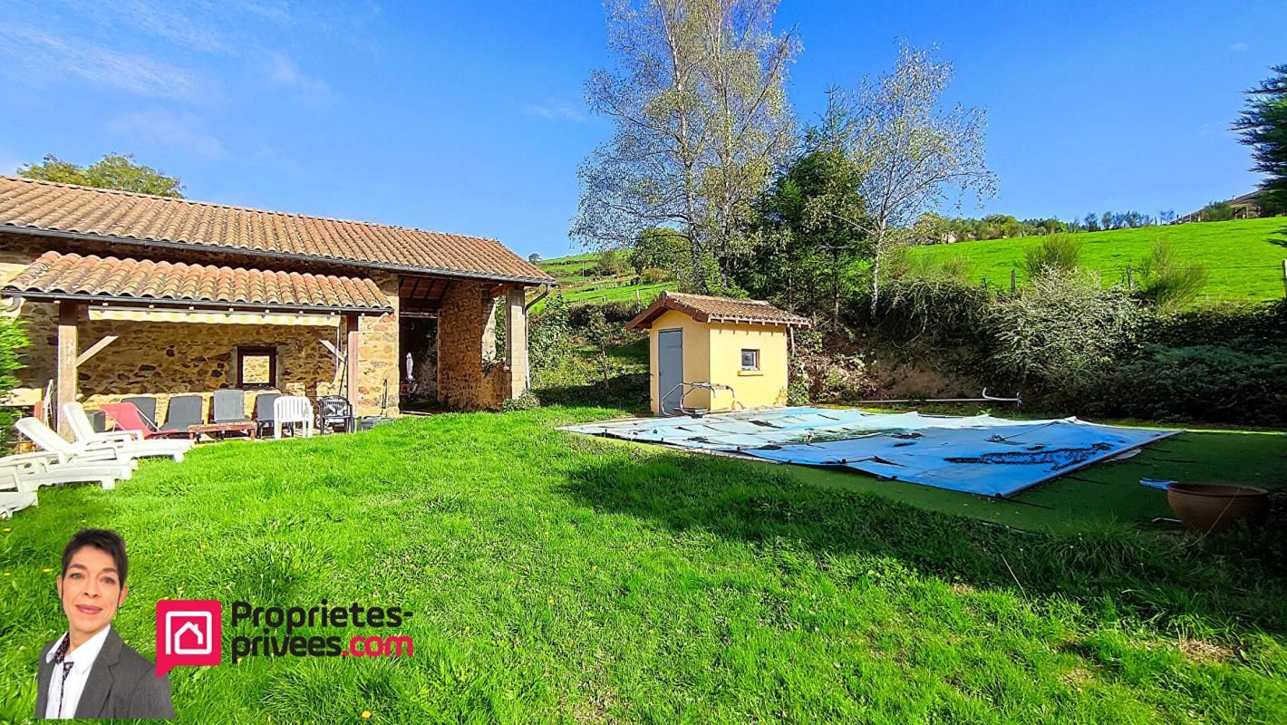 CUBLIZE SAINT VINCENT DE REINS (69240) Maison en pierre 150 m², 4 chambres, terrain 1500 m² , piscine 3