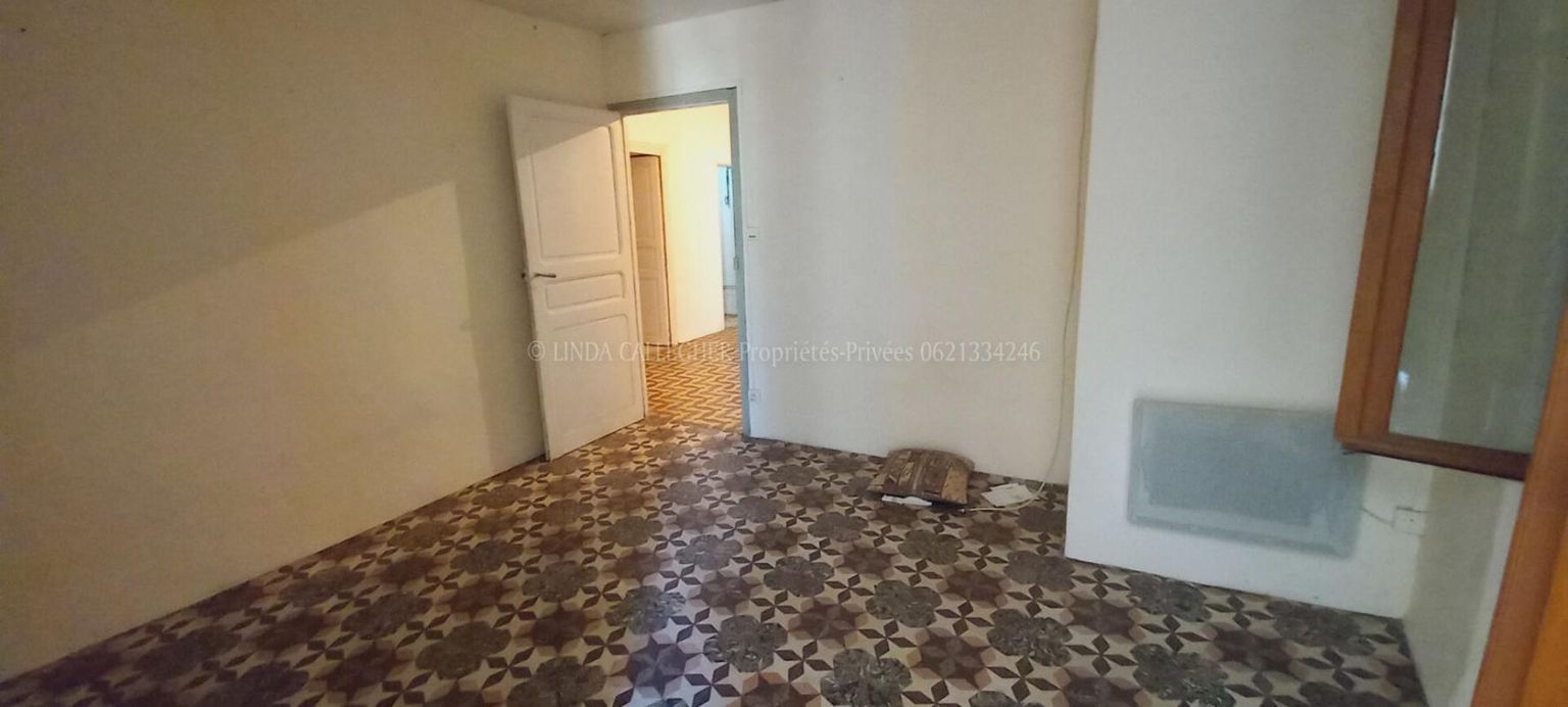 SAINT-ETIENNE-ESTRECHOUX Appartement 4 pièce(s) 90 m2 4