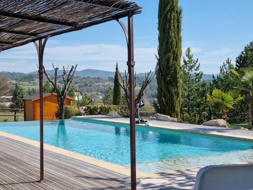 FORCALQUIER en Provence, Propriété d'Exception composée de diverses maisons en pierre pour plus de 1000 m² de bâti sur 6.3 HA 1