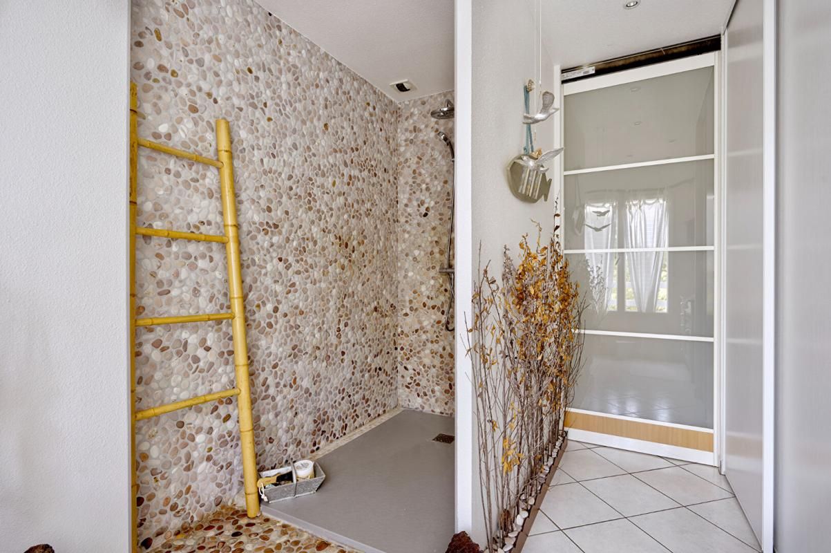 LANTON Appartement d'exception de 111 m² avec terrasses et 4 stationnements ? LANTON (33138) 4