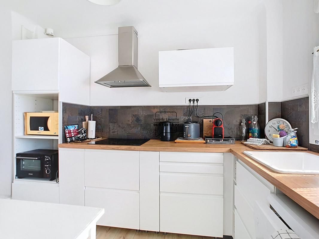 MARSEILLE-8E-ARRONDISSEMENT Marseille (13008) Borely - Exclusivité - T4 meublé + balcon + parking 2