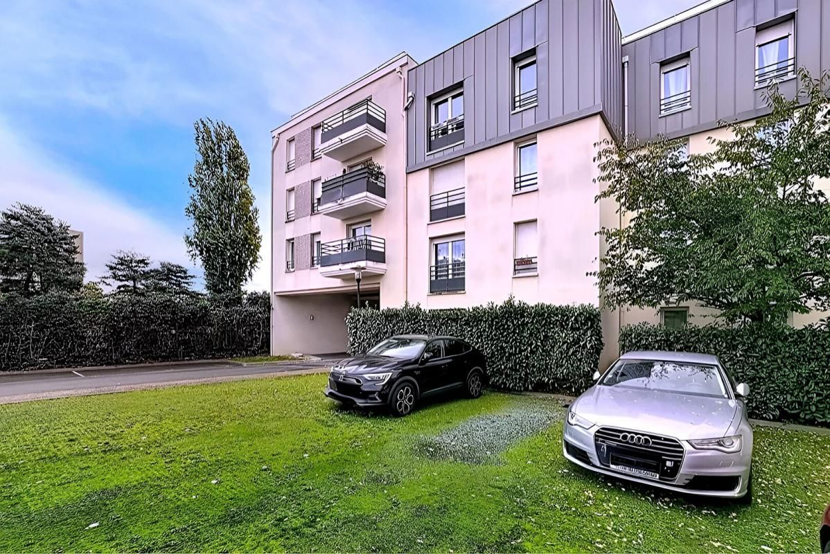 Beau 3 pièces lumineux avec balcon exposé Sud-Est Résidence récente avec ascenseur