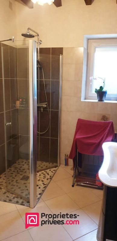 SAINT-AIGNAN Propriété viticole 13ha vignes + 20ha terres + chai + matériel + maison 6p 170 m² + longère 160 m² 4