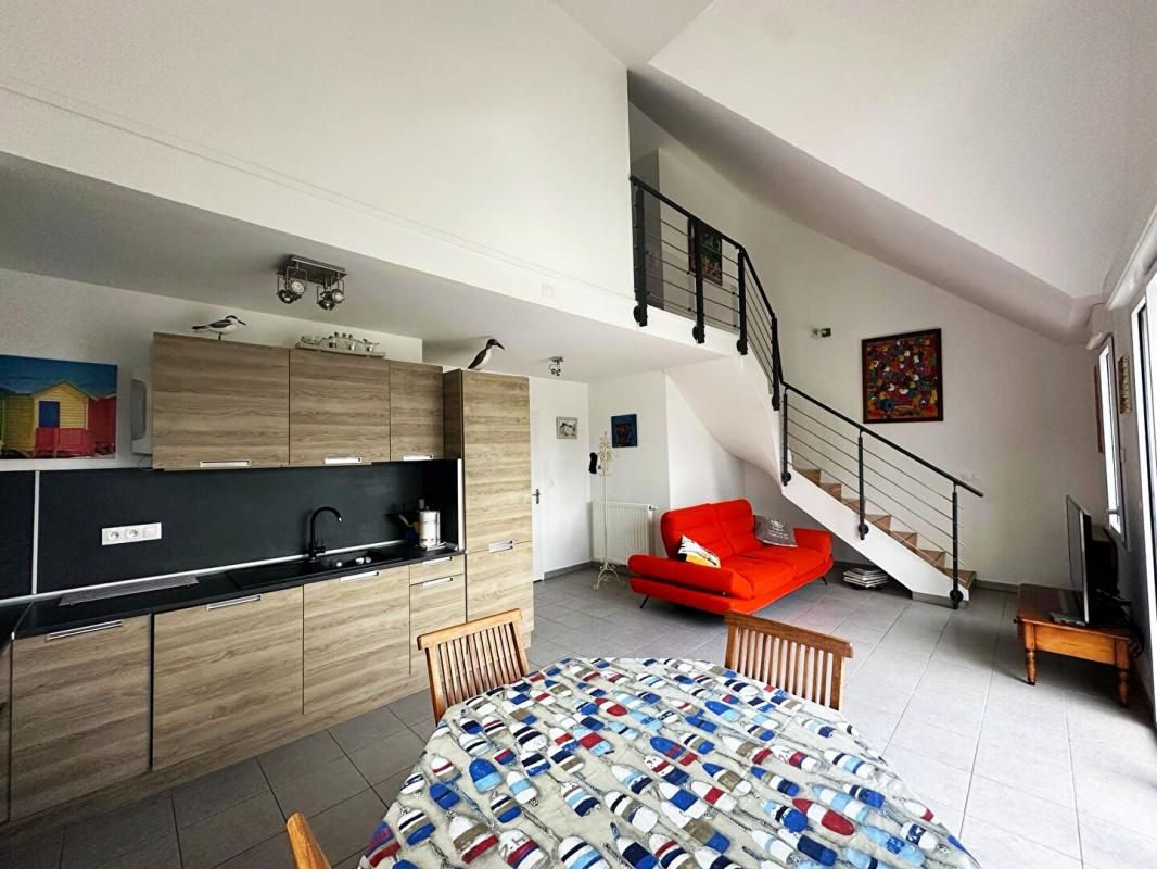 PORNIC Appartement Pornic 4 pièce(s) 85 m2 - Vue Mer - Garage + parking 2