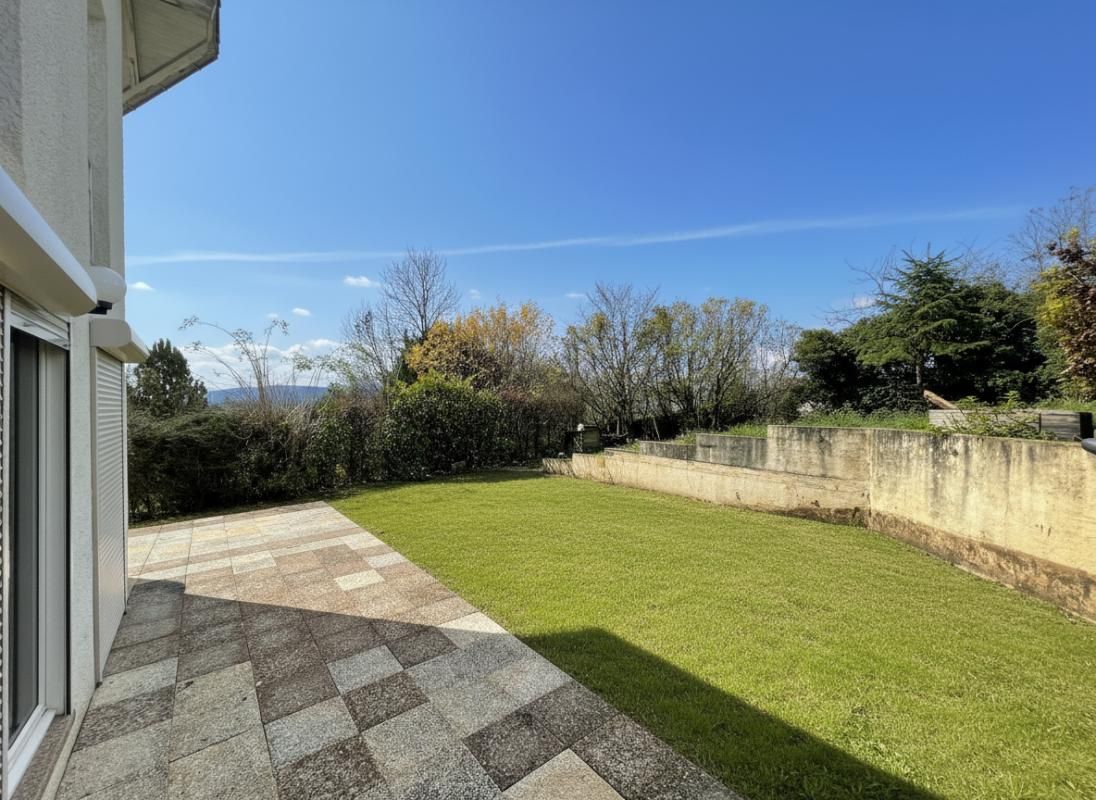 THOIRY Thoiry - Maison individuelle 4 pièces 138 m2 1