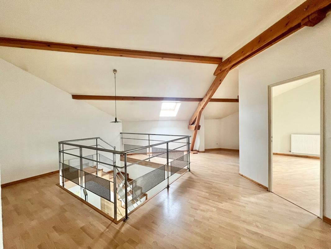 THOIRY Thoiry - Maison individuelle 4 pièces 138 m2 4