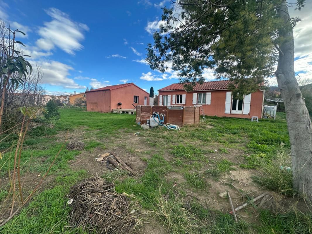 VINCA Maison de plain-pied, 4 pièces, grand terrain et garage 3