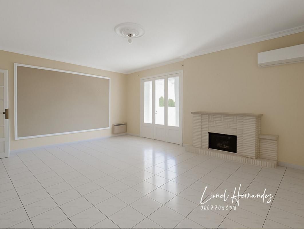 ALES Alès coeur de ville - Appartement T6 ? 176 m² ? Terrasse - 4 chambres 3