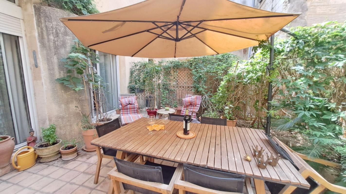 ARLES Appartement Arles 2 pièce(s) 48 m2 avec cour intérieure privée de 31m2 3