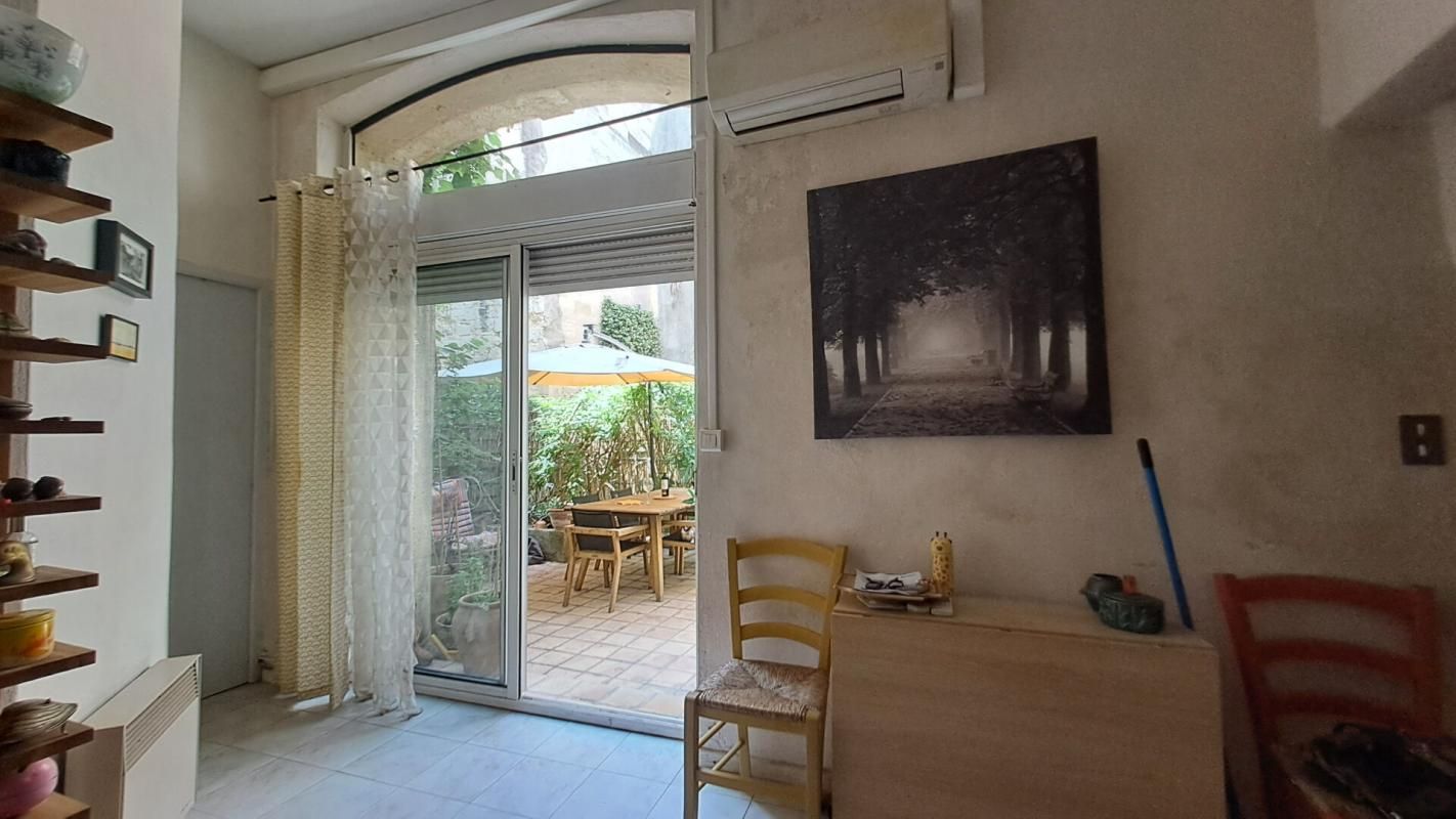 ARLES Appartement Arles 2 pièce(s) 48 m2 avec cour intérieure privée de 31m2 4