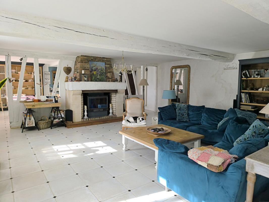 Villa 249 m²  - Le Coudray-Saint-Germer (60850)