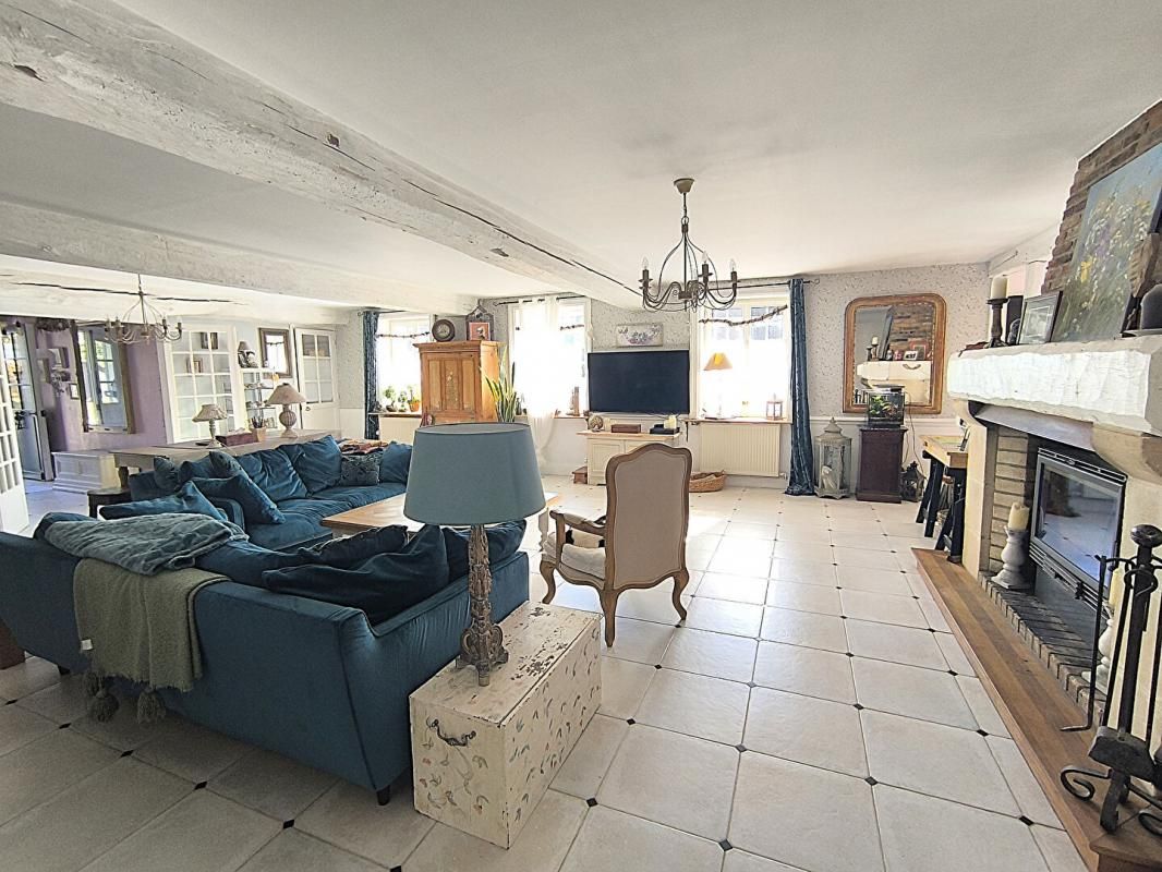 LE COUDRAY-SAINT-GERMER Villa 249 m²  - Le Coudray-Saint-Germer (60850) 2
