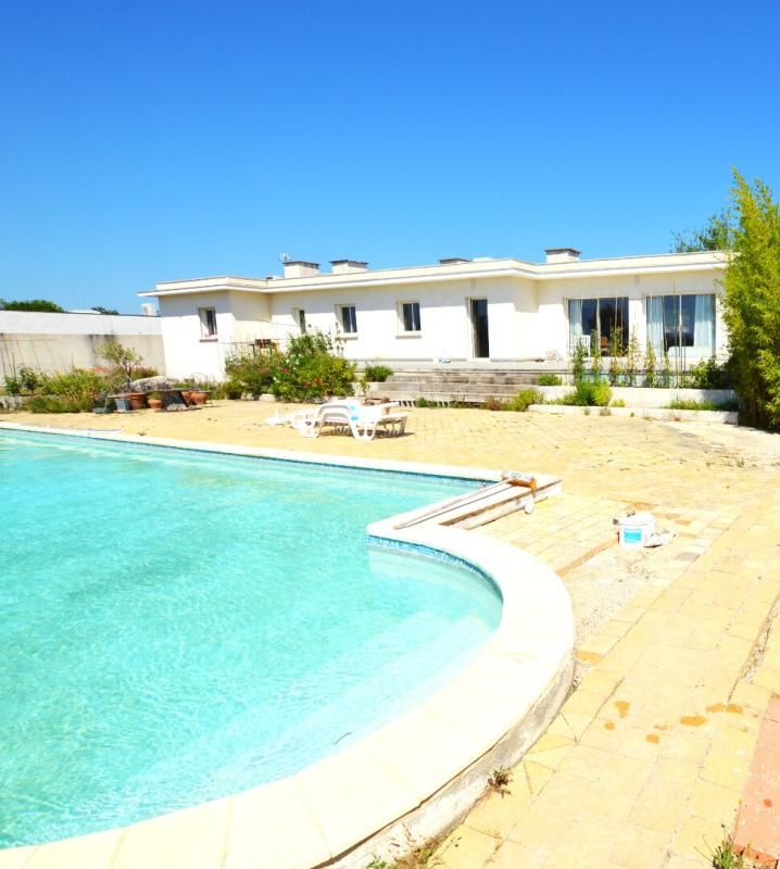 Maison individuelle de plain pied 190 m² sur un terrain de + ou - 7000 m²