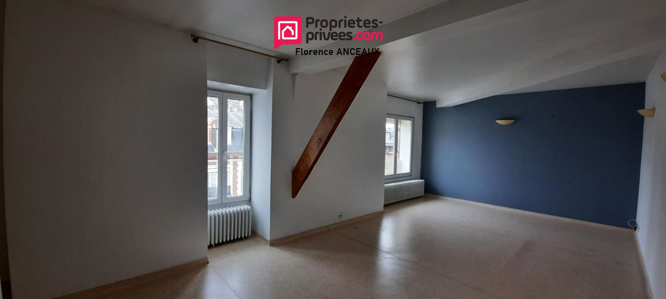SAINT-QUENTIN APPARTEMENT HYPER CENTRE 3 CHAMBRES 2