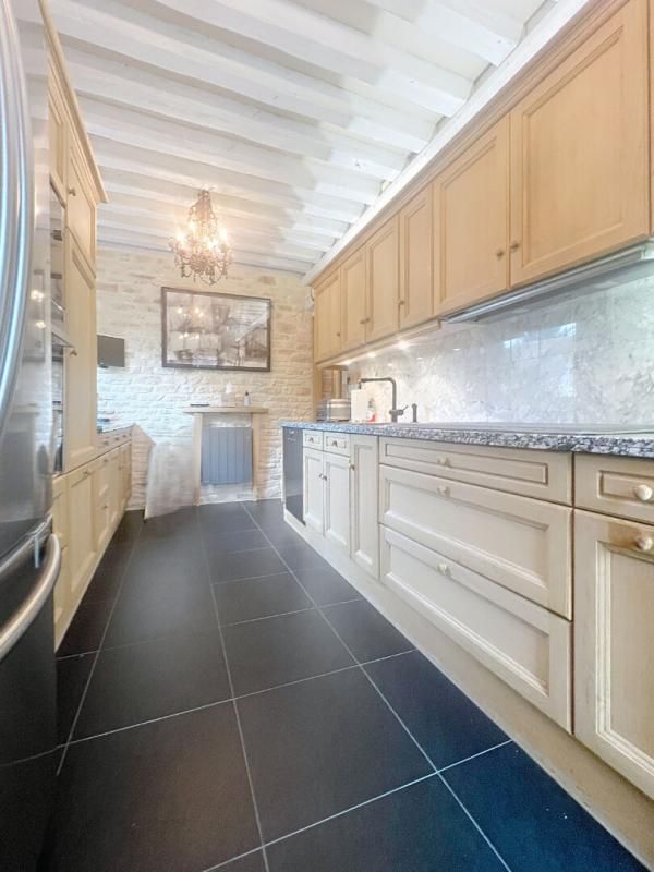 DEAUVILLE En Exclusivité , propriété Normande  de 240 m² , rénovée aux portes de Deauville 3