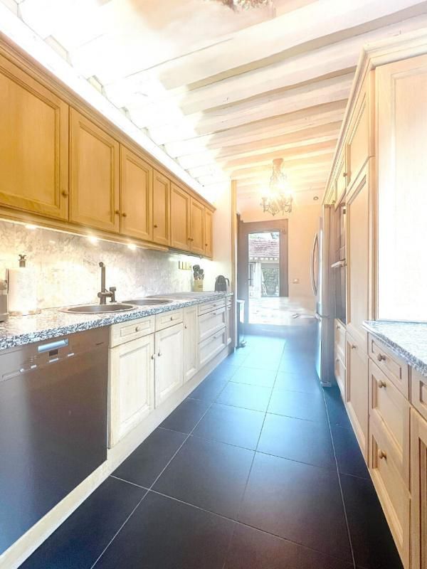 DEAUVILLE En Exclusivité , propriété Normande  de 240 m² , rénovée aux portes de Deauville 4