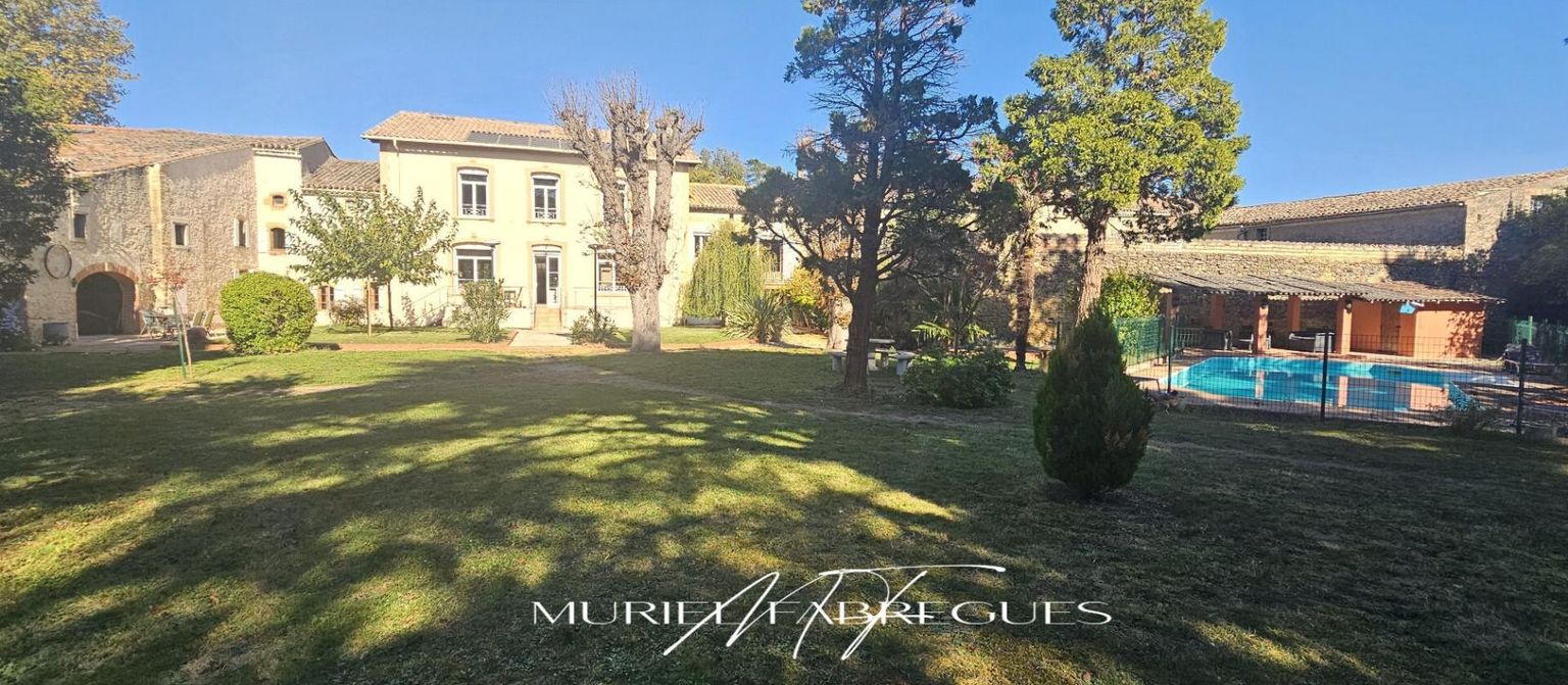 Maison de Maître de 553 m2, piscine chauffée, parc