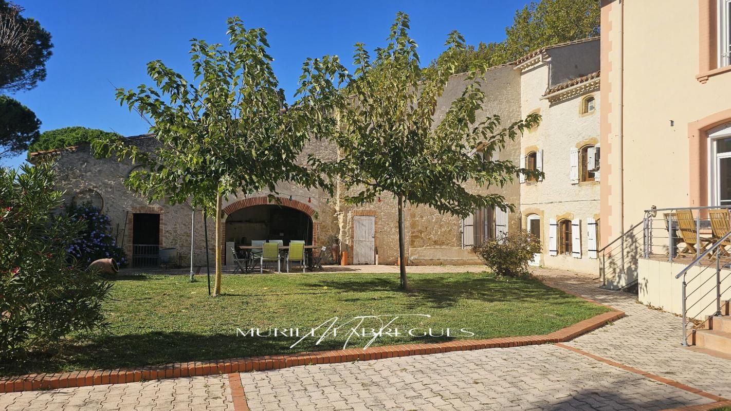 LABASTIDE-D'ANJOU Maison de Maître de 553 m2, piscine chauffée, parc 3