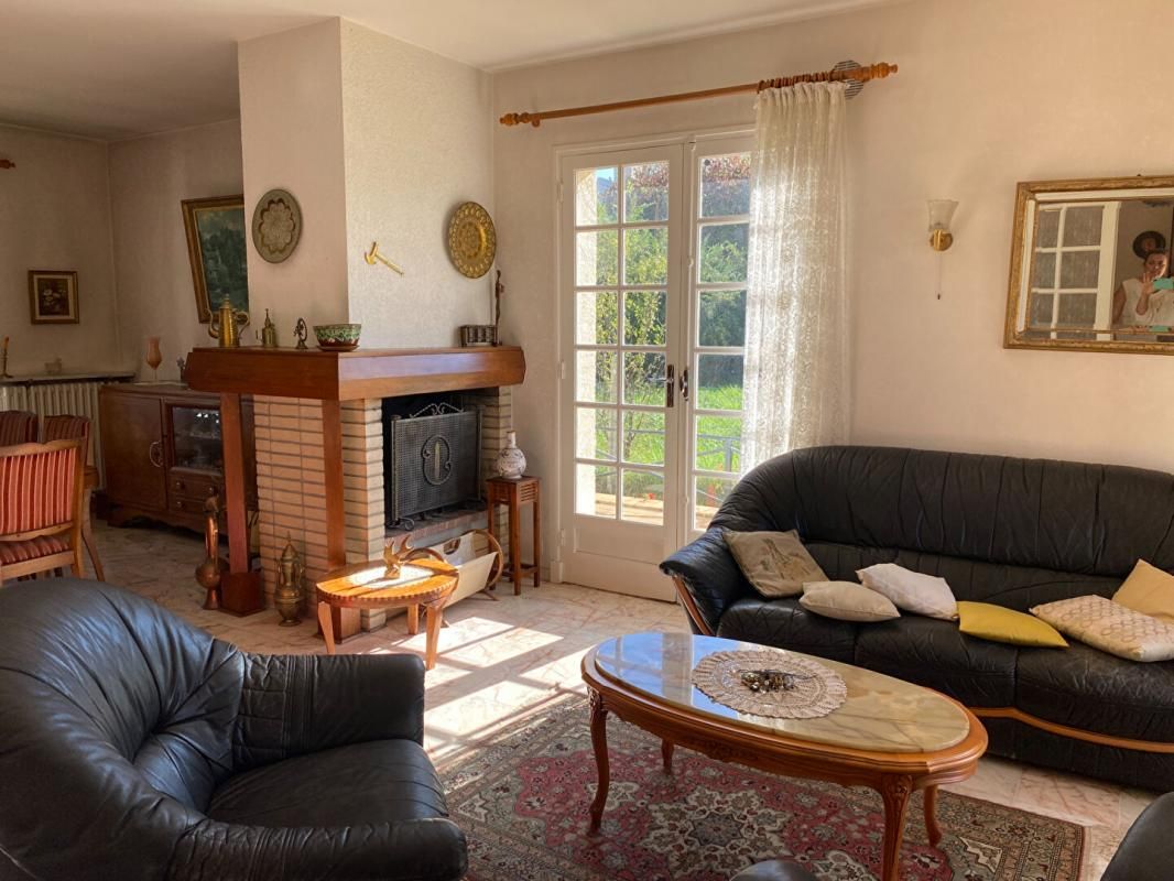 PAU Maison de 7 pièces idéalement située au nord de Pau 4