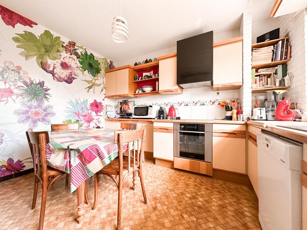 SAINT-HERBLAIN MAISON VAL DE CHEZINE - BOUVARDIERE 5 chambres 4