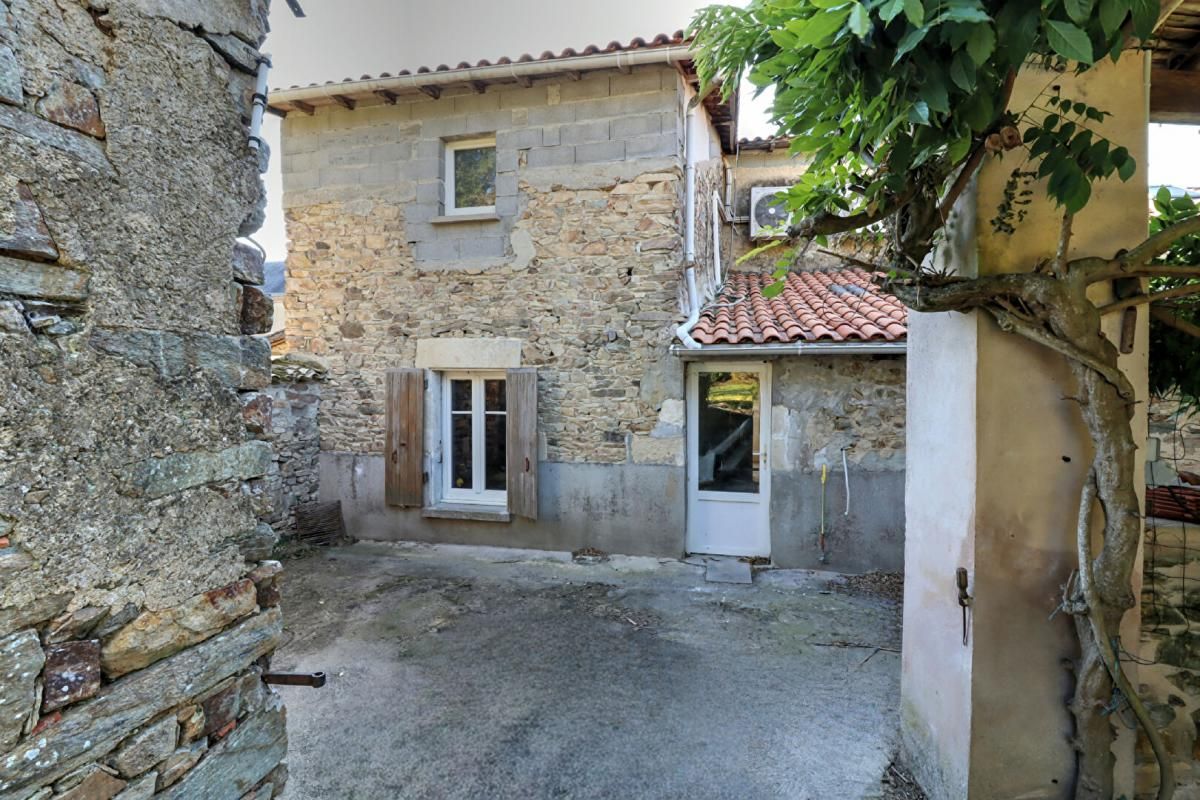 Maison Pamplie 6 pièce(s) 134 m2