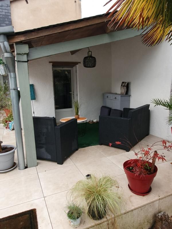 CHATEAUROUX Maison de ville 4 pièce(s) 93 m2 , 3 cbres et jardin 2