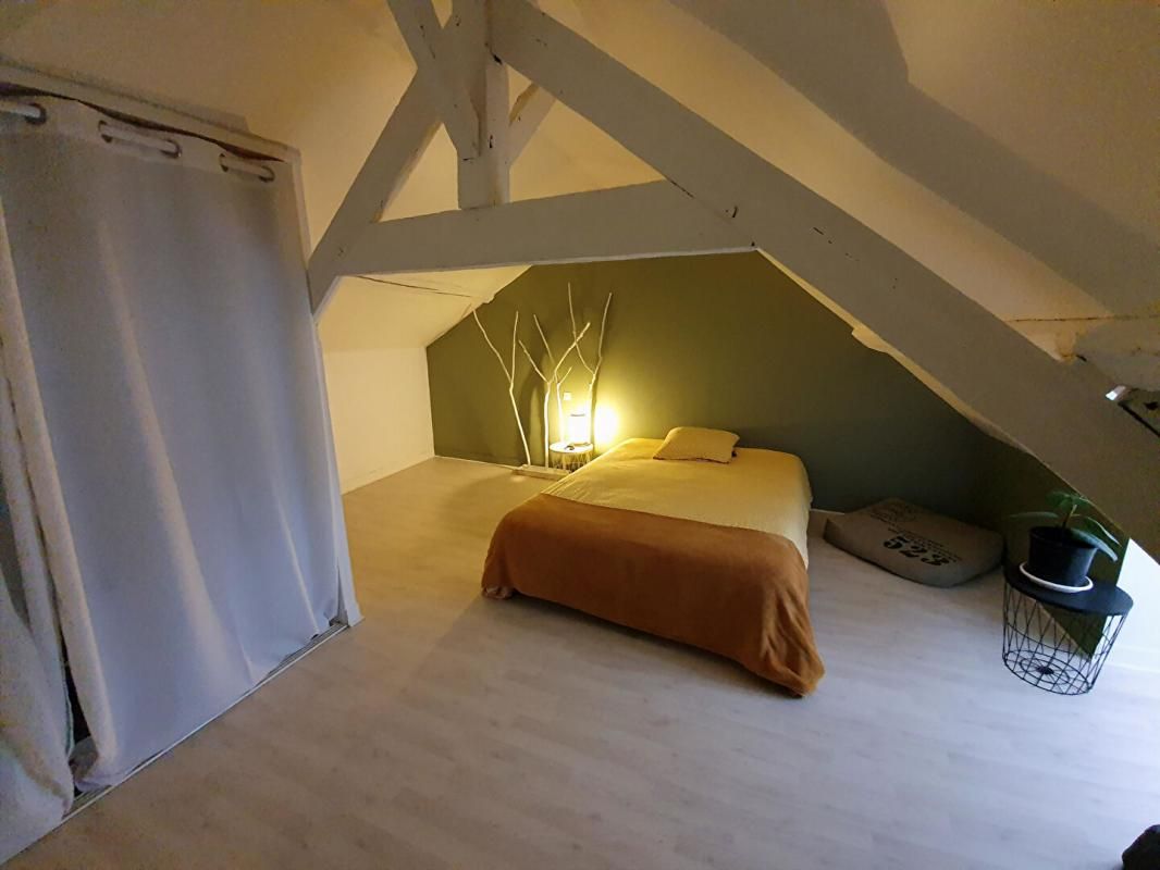 CHATEAUROUX Maison de ville 4 pièce(s) 93 m2 , 3 cbres et jardin 4