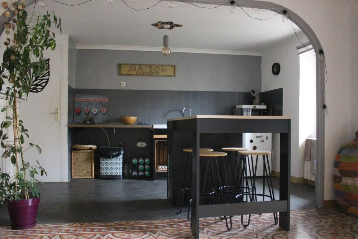 CABRIERES Très belle maison de village avec terrasse et garage 2