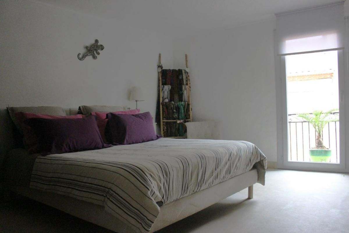 CABRIERES Très belle maison de village avec terrasse et garage 4