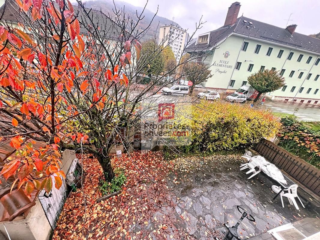 UGINE Maison 3 appartements Ugine 13 pièces  200 m2 2