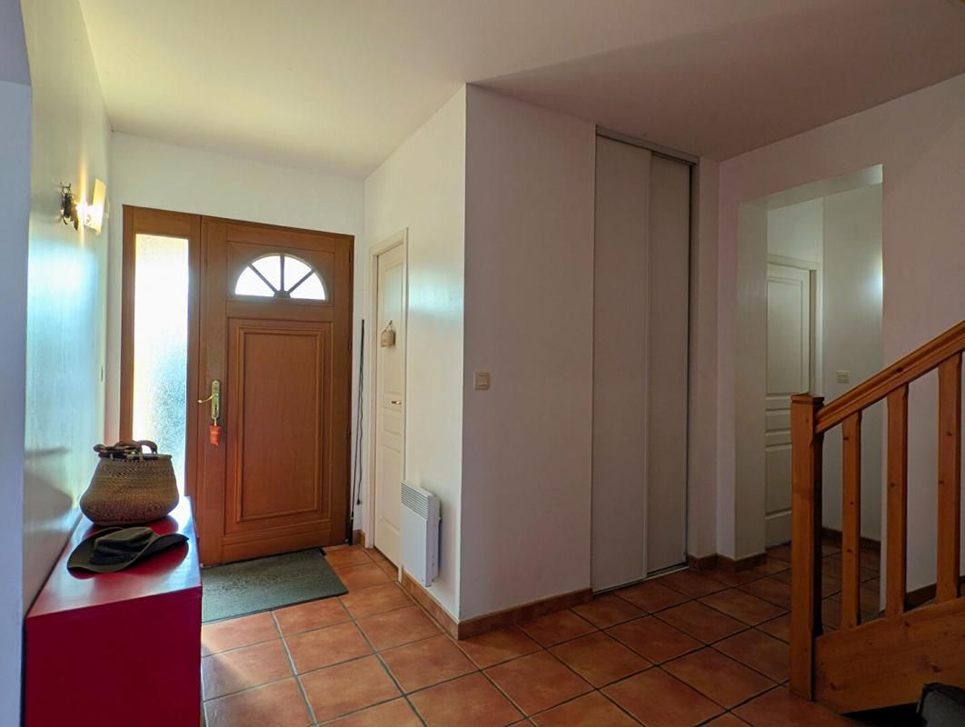 SAINT-ELIX-LE-CHATEAU Maison St-Elix-Le-Château 6 pièces165 m2 sur terrain de 1,5 hectare 3