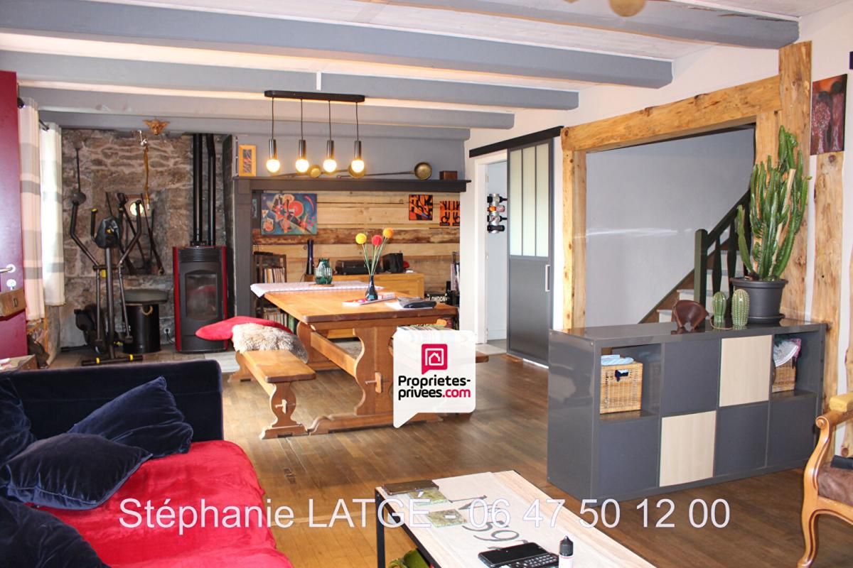 CHAMPS-SUR-TARENTAINE-MARCHAL Maison 116 m2 de 5 pièces, 3 CH , Champs / Tarentaine (15) BEAUCOUP DE POTENTIEL ! 4