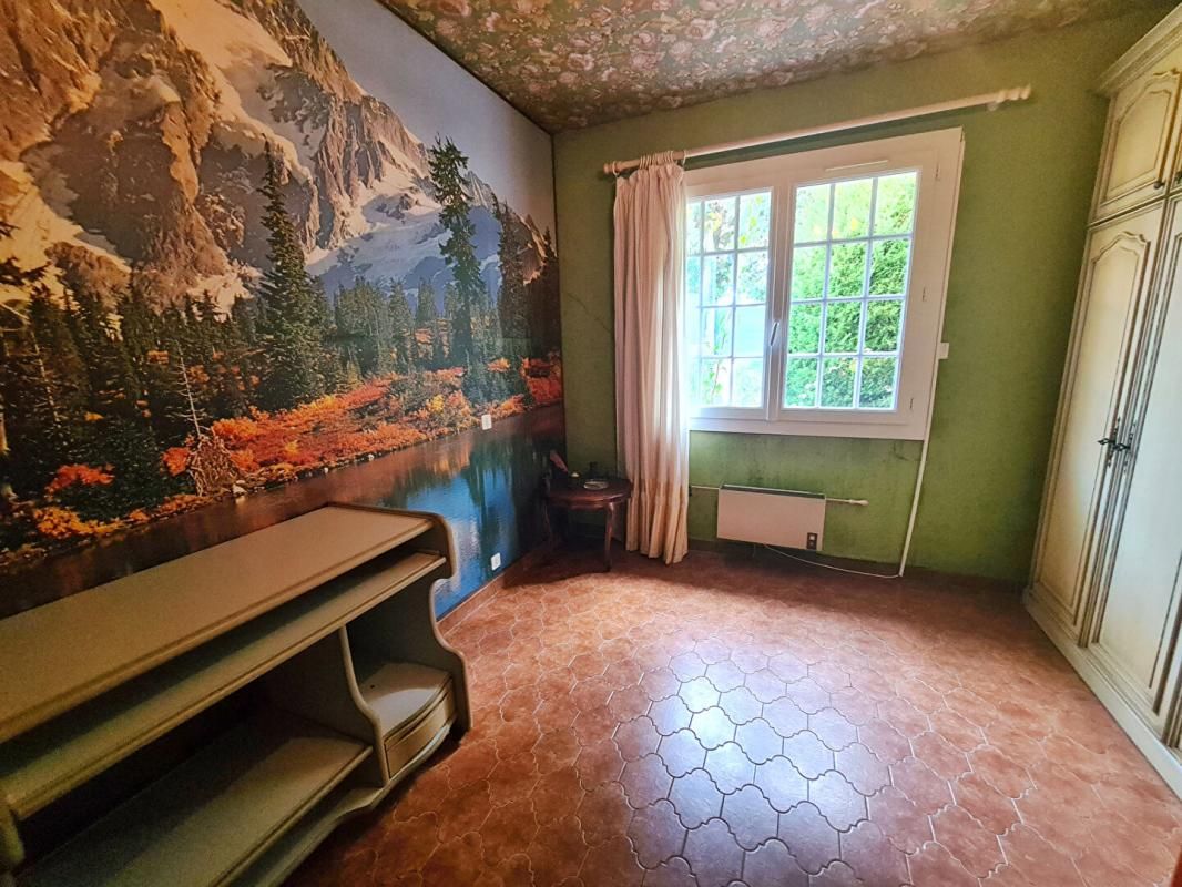 SIX-FOURS-LES-PLAGES VILLA T4 110m² AU CALME- QUARTIER BUCARIN 4