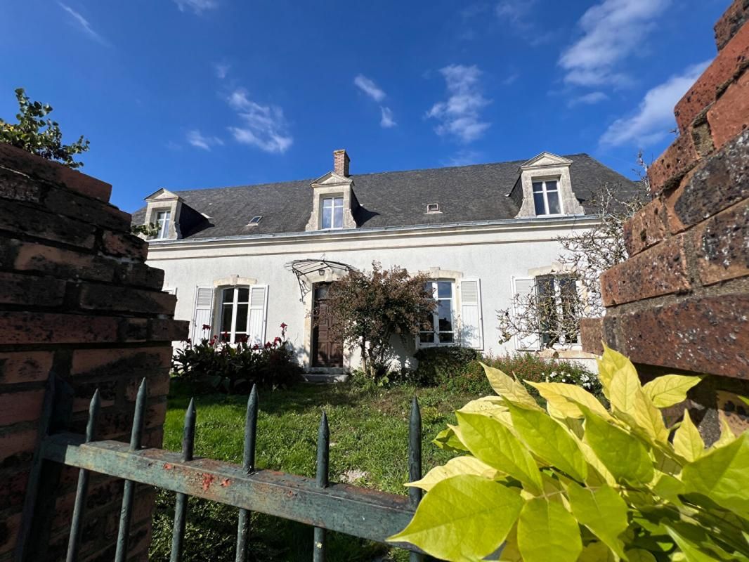 Maison - Roezé Sur Sarthe - 7 pièce(s) - 188 m²
