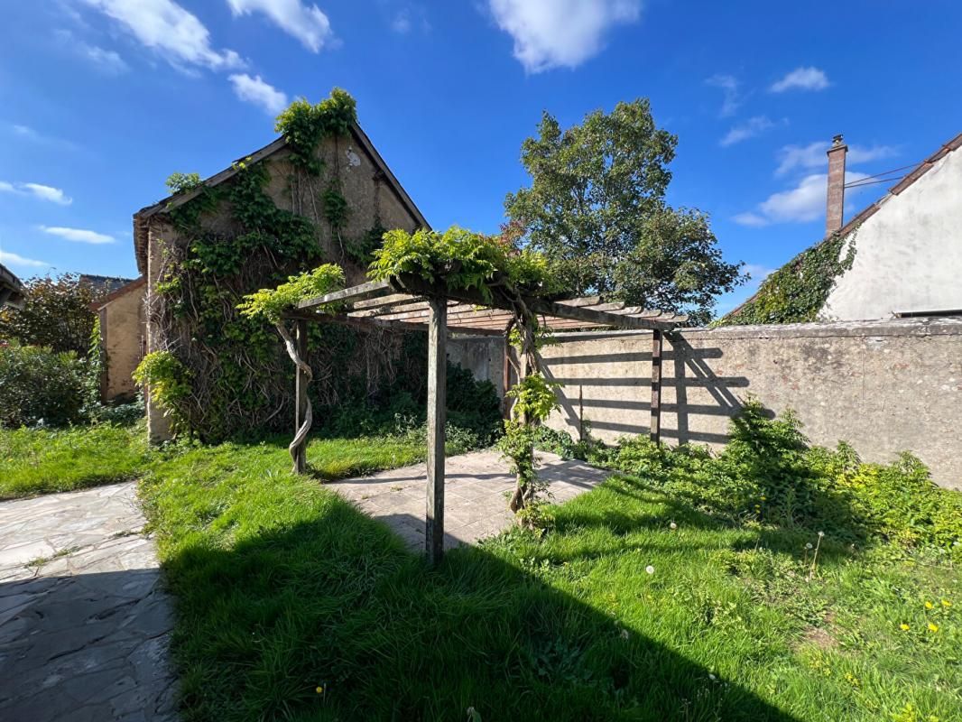 ROEZE-SUR-SARTHE Maison - Roezé Sur Sarthe - 7 pièce(s) - 188 m² 4